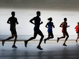 博弈心理学：如何利用“多巴胺间歇性强化”来克服连输后的情绪失控。（博弈心理学：如何借助多巴胺间歇性强化摆脱连败后的情绪失控）