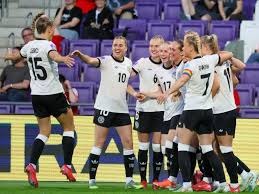 勇士主场120-113力克雄鹿，全面分析球员表现与关键因素